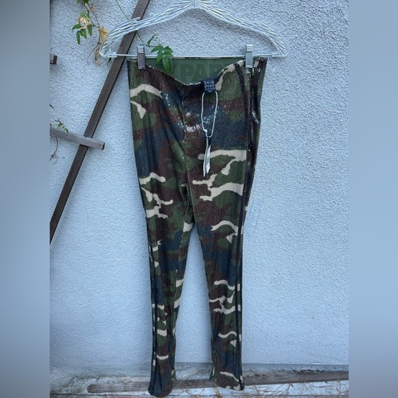 Adidas × Ivy Park Trail Sequin camo Pants size small camouflage leggings - Picture 6 of 9